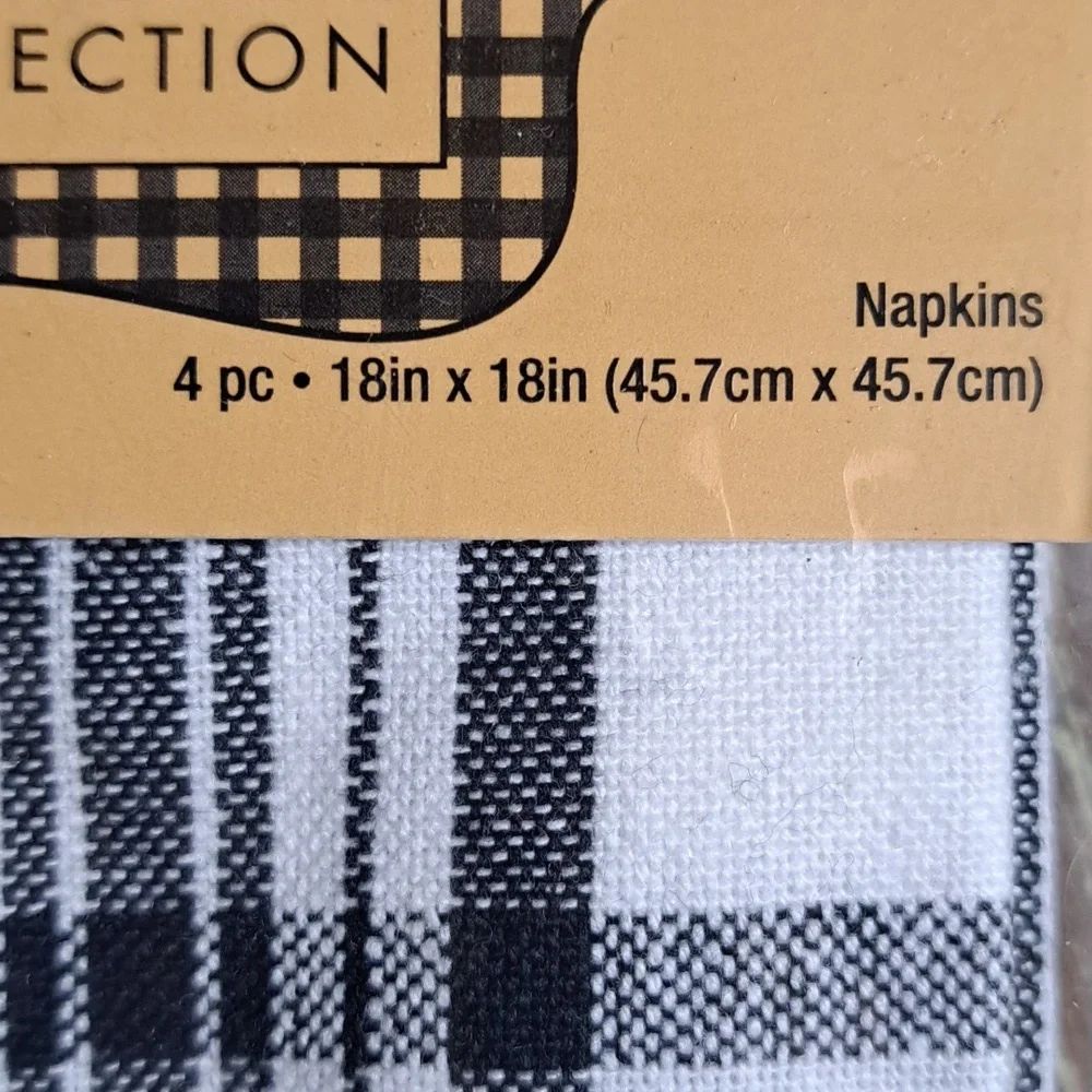 Robert Stanley NWT Signature Collection Napkin Buffalo Cottage Plaid Black White